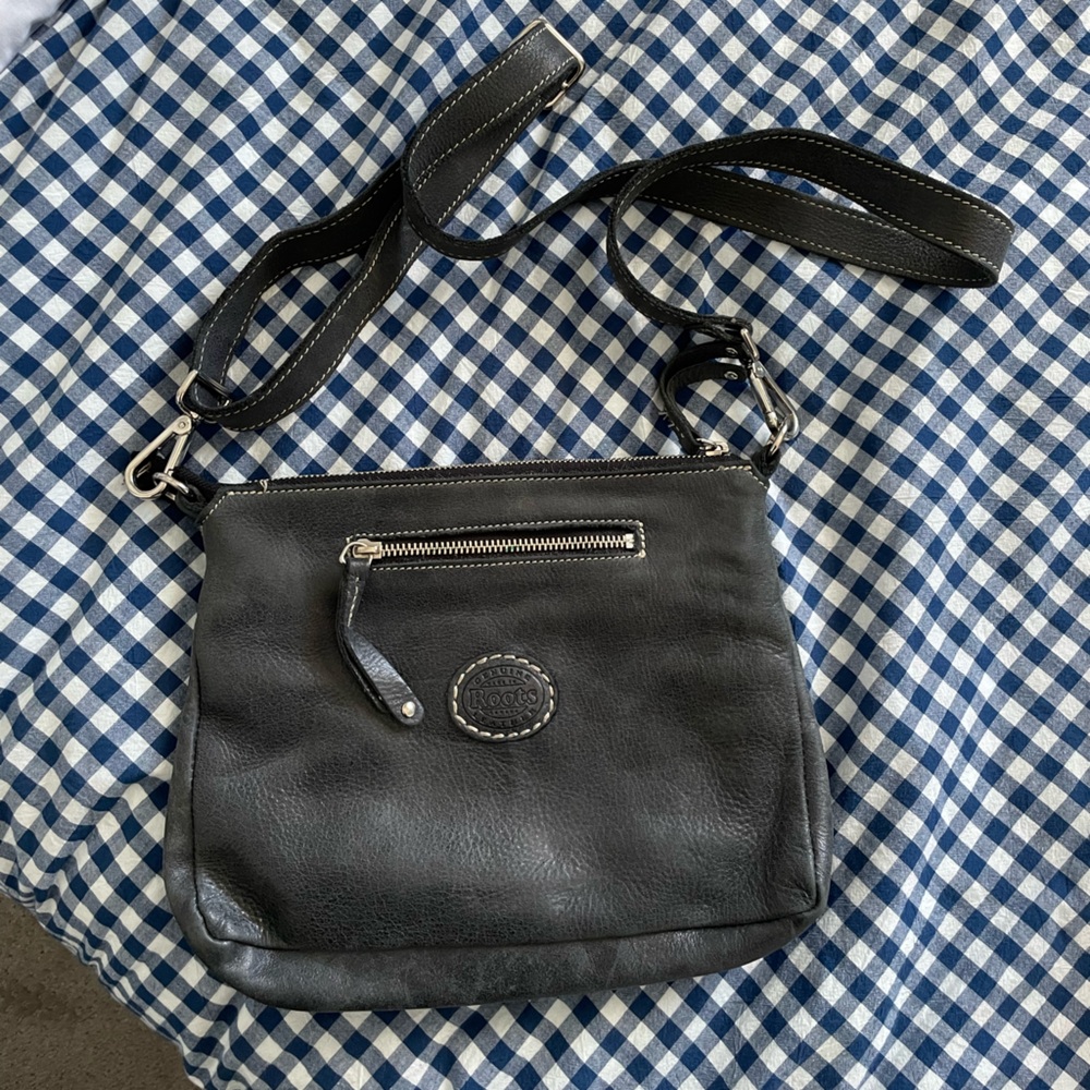 Roots Genuine Leather crossbody bag